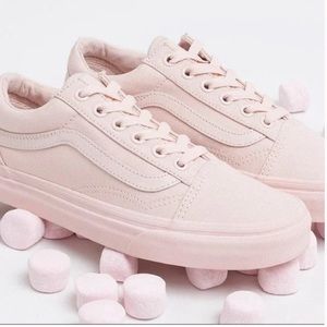 VANS Old Skool Peach Blush Sneaker Women’s 7.0